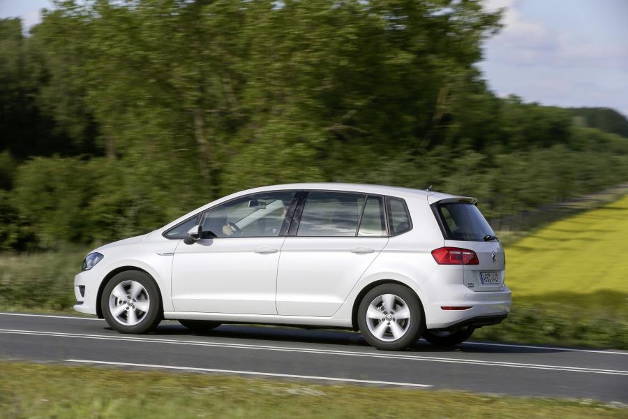  Volkswagen Golf Sportsvan TSI BlueMotion 2015 года  (фото 7 из 10)